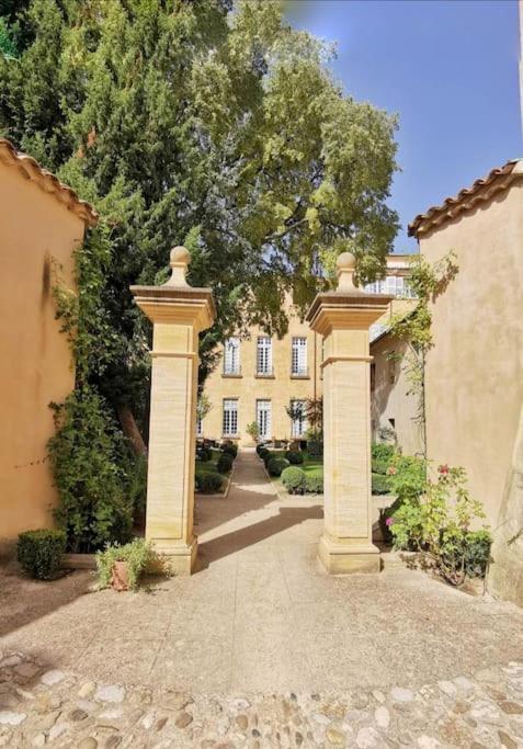 Tres Bel Appartement Centre Ville Historique Aix-en-Provence Exterior photo